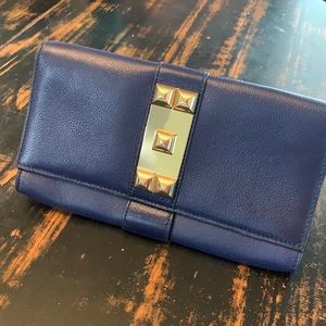 Blue leather Vince Camuto clutch